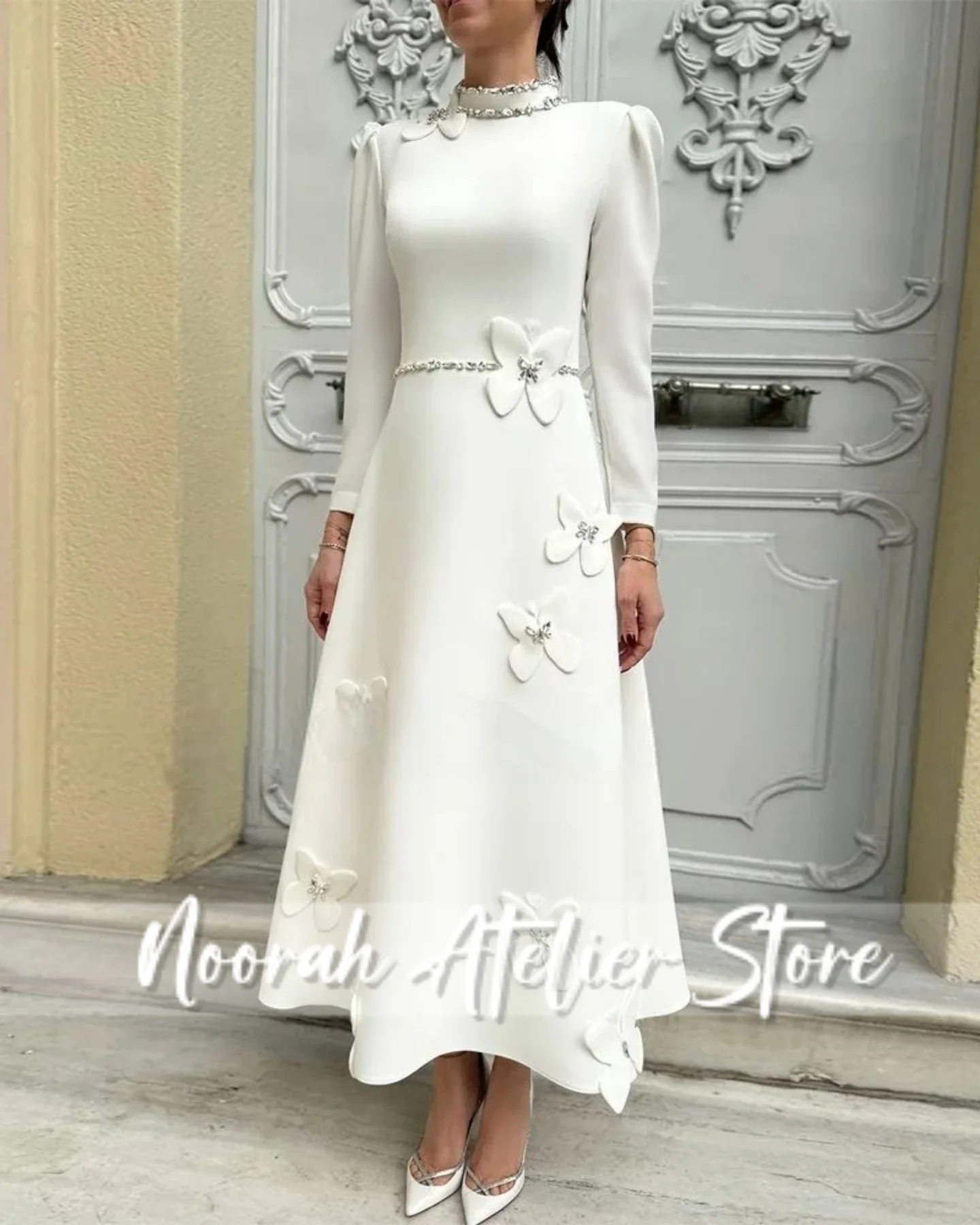 فساتين سهرة بيضاء إسلامية H N ثلاثية الأبعاد على شكل زهرة دبي 2025 بأكمام طويلة ثوب زفاف للحفلات الراقصة فساتين طويلة مخصصة