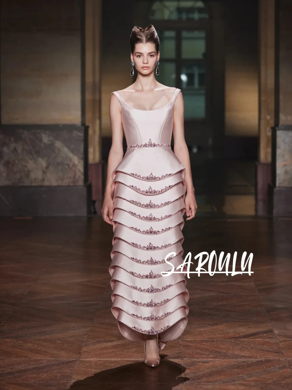 

High-end Pink Satin Tiered Evening Dress Chic Fashionable Beads Crystals Straight Prom Cocktail Gown Formal Occasions Customized