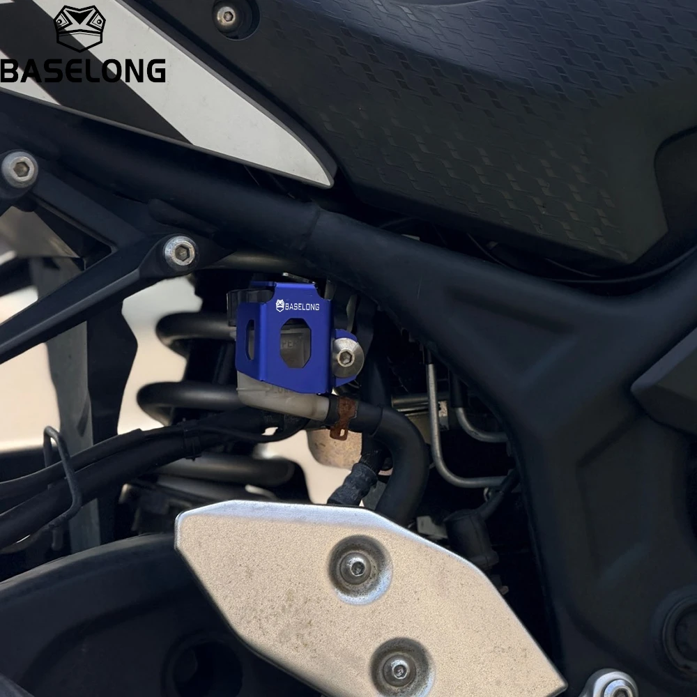 

For Yamaha YZF R7 YZFR7 YZF-R7 2021 2022 2023 2024 2025 2026 Brake Fluid Reservoir Cover Oil Protection Motorcycle Accessories