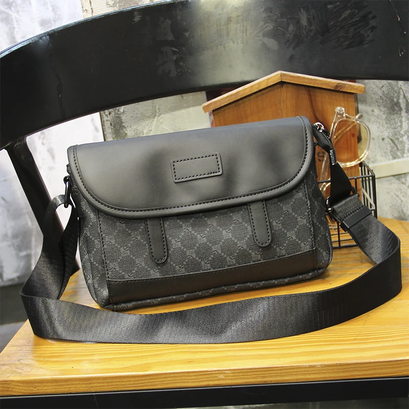 Xiao.P Men\'s High Quality PU Leather Crossbody Bag Daily Plaid Messenger Bag Men Personality Cycling Small Satchel Backpack