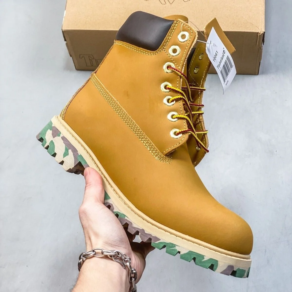 

Big Yellow Boots Don'T Spoil the Retro Light Luxury and Elevation Platform Camouflage Trend High Top Doc Martens