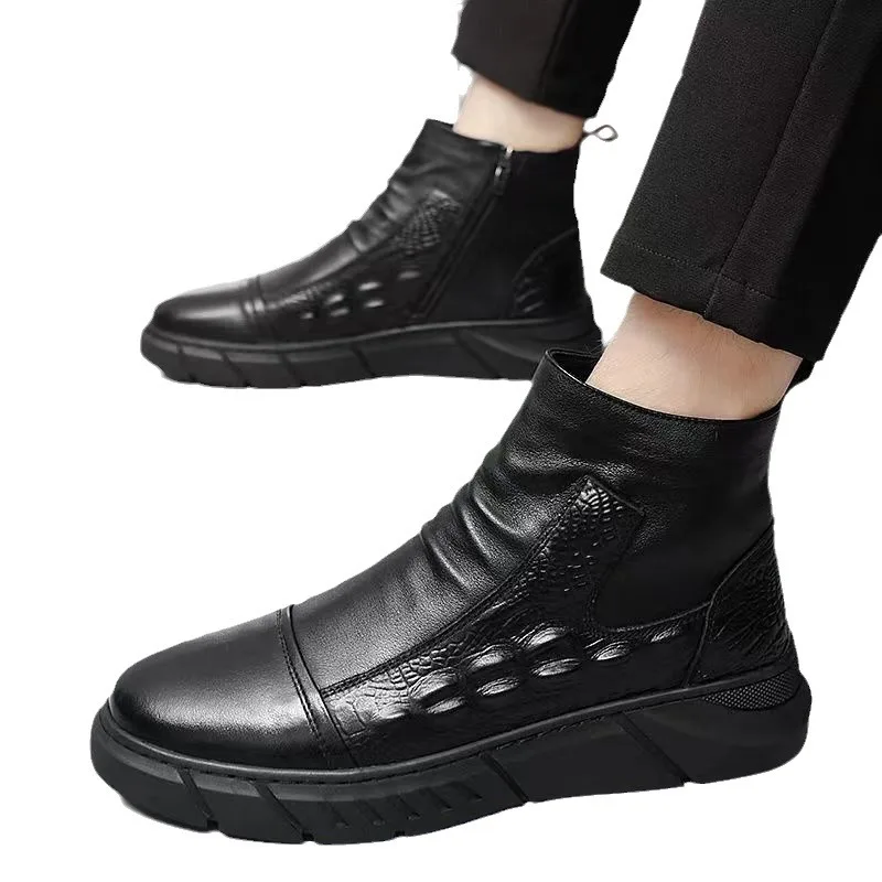 Motorcycle Boots Men Casual Round Toe Hiking Footwear Winter Warm Plush Ankle Boots Man High Top Anti-slip Leather Tooling Boot