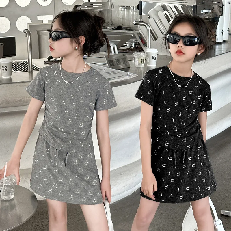 

Girls' Set Summer 2024 New Children's Fashionable Sports and Casual Letter High Elastic A-line Skirt Two Pieces