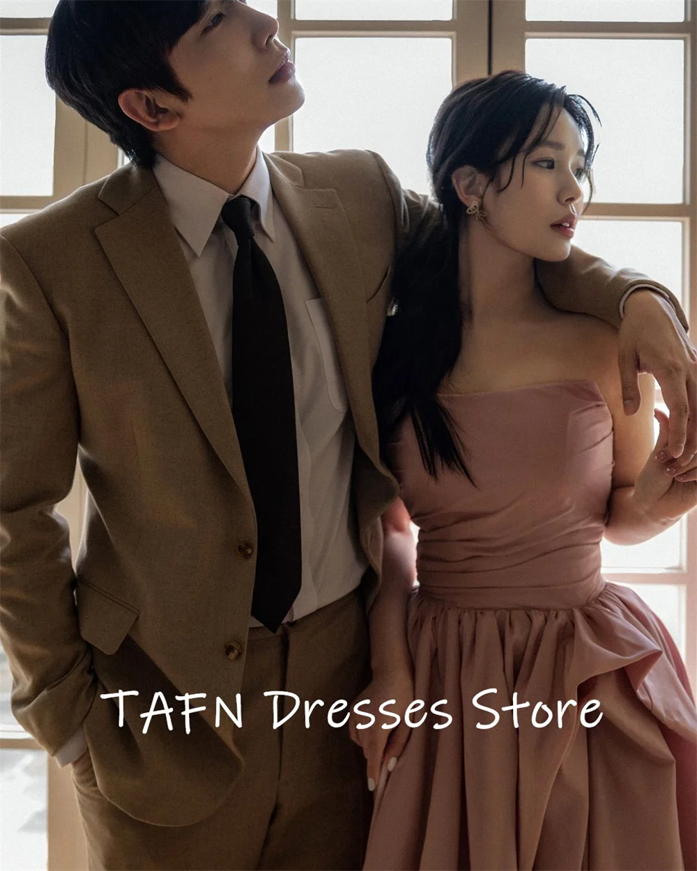 TAFN Pink Gorgeous Wedding Dresses A-line Sweep Train Strapless Bridal Gown Korea Photo Shoot Dresses Custom Made