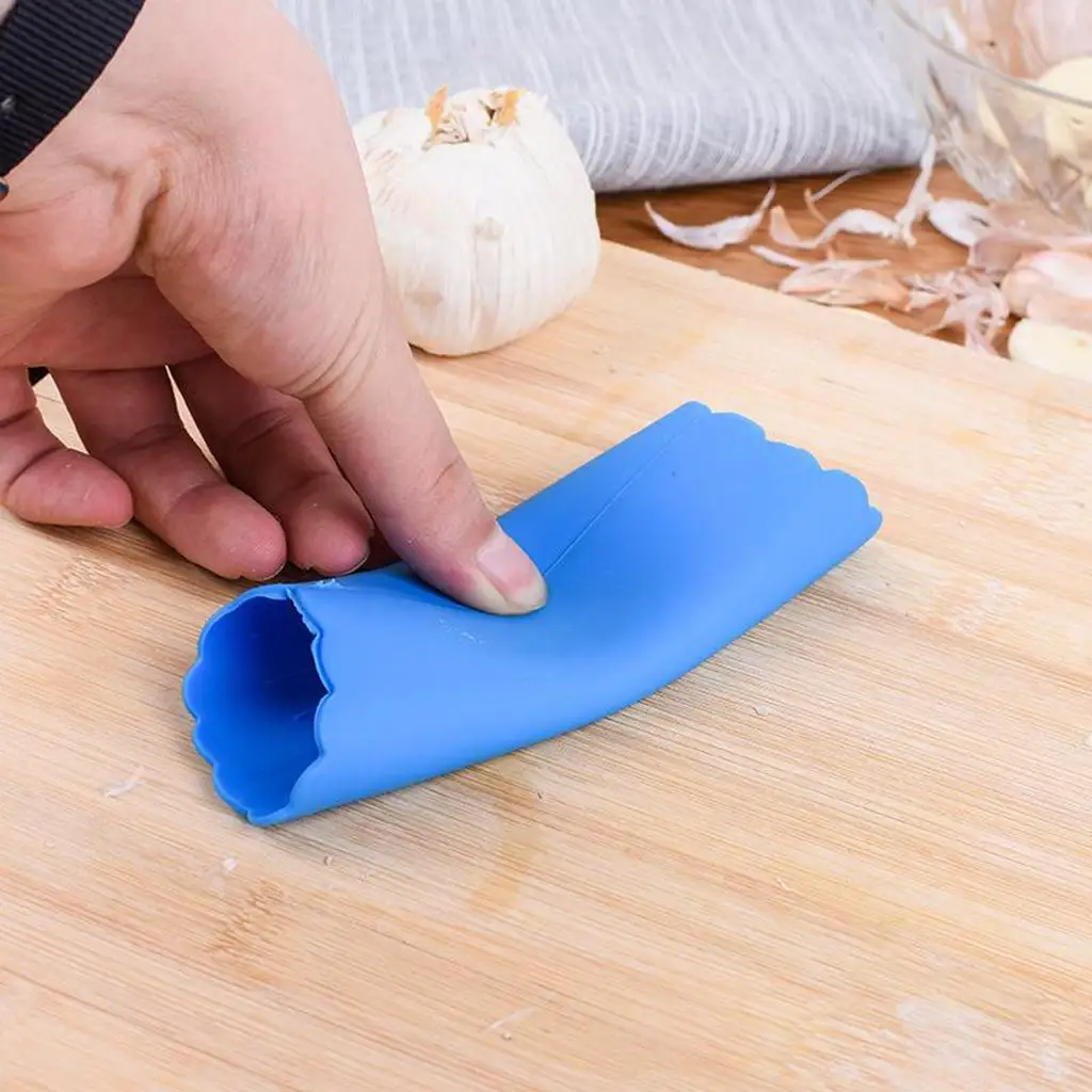 Garlic Peeler Roller Tube Silicone Modern Kitchen Tool for Quick Garlic Skin Removal at Home