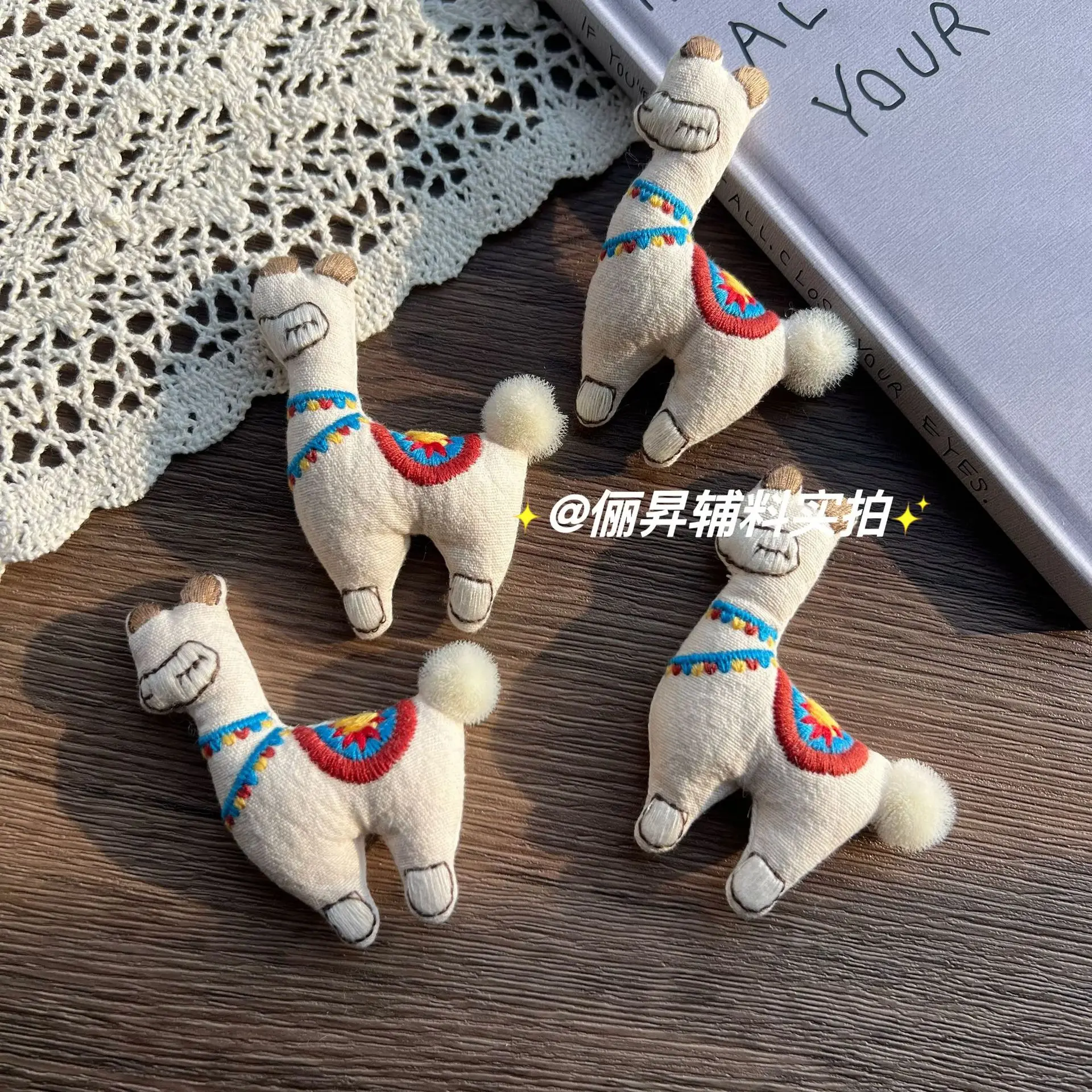 Premium Fabric Cartoon Alpaca Collection Hair Pin Necklace Slipper Charm Bag DIY Sewing Trim for Clothing Decoration
