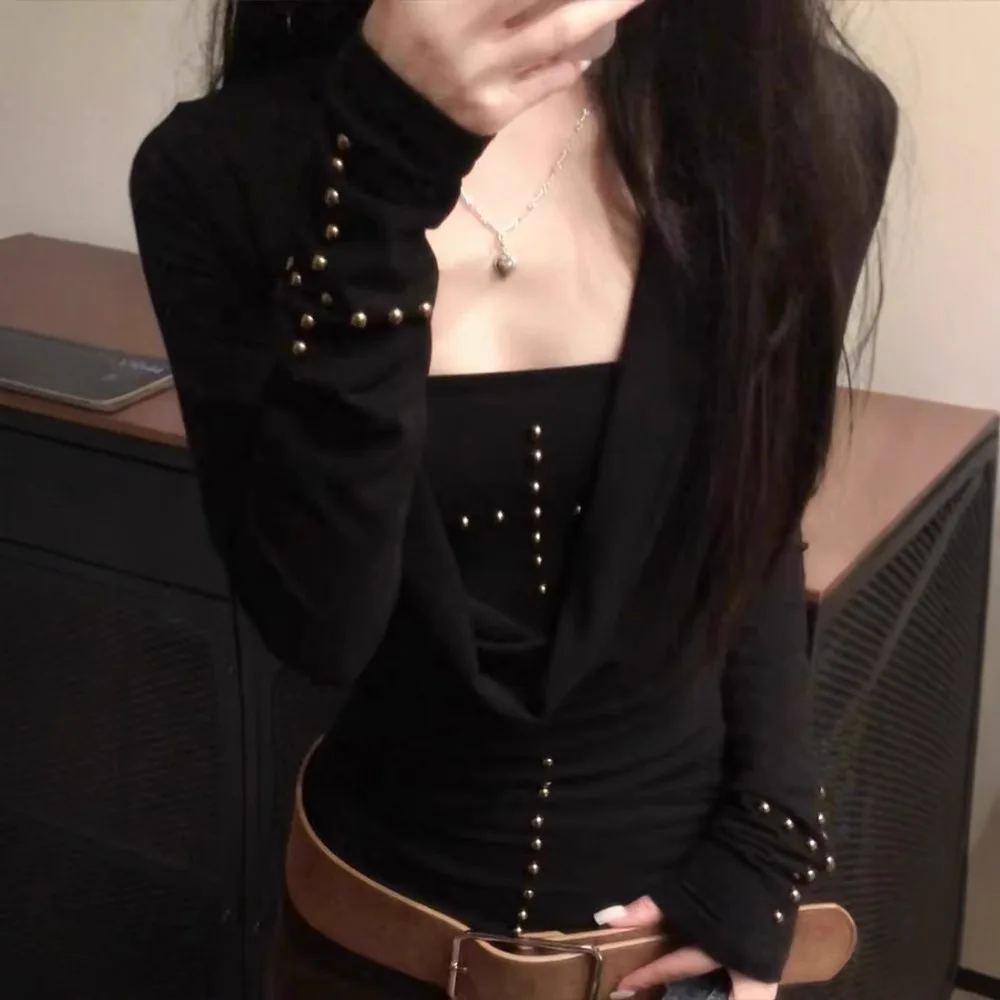 

2025 Spice Girl Swinging Neck Long Sleeve T-Shirt Women's Spring and Autumn Black Slim Rivet Top Stacked Pipe Top Two-piece Set