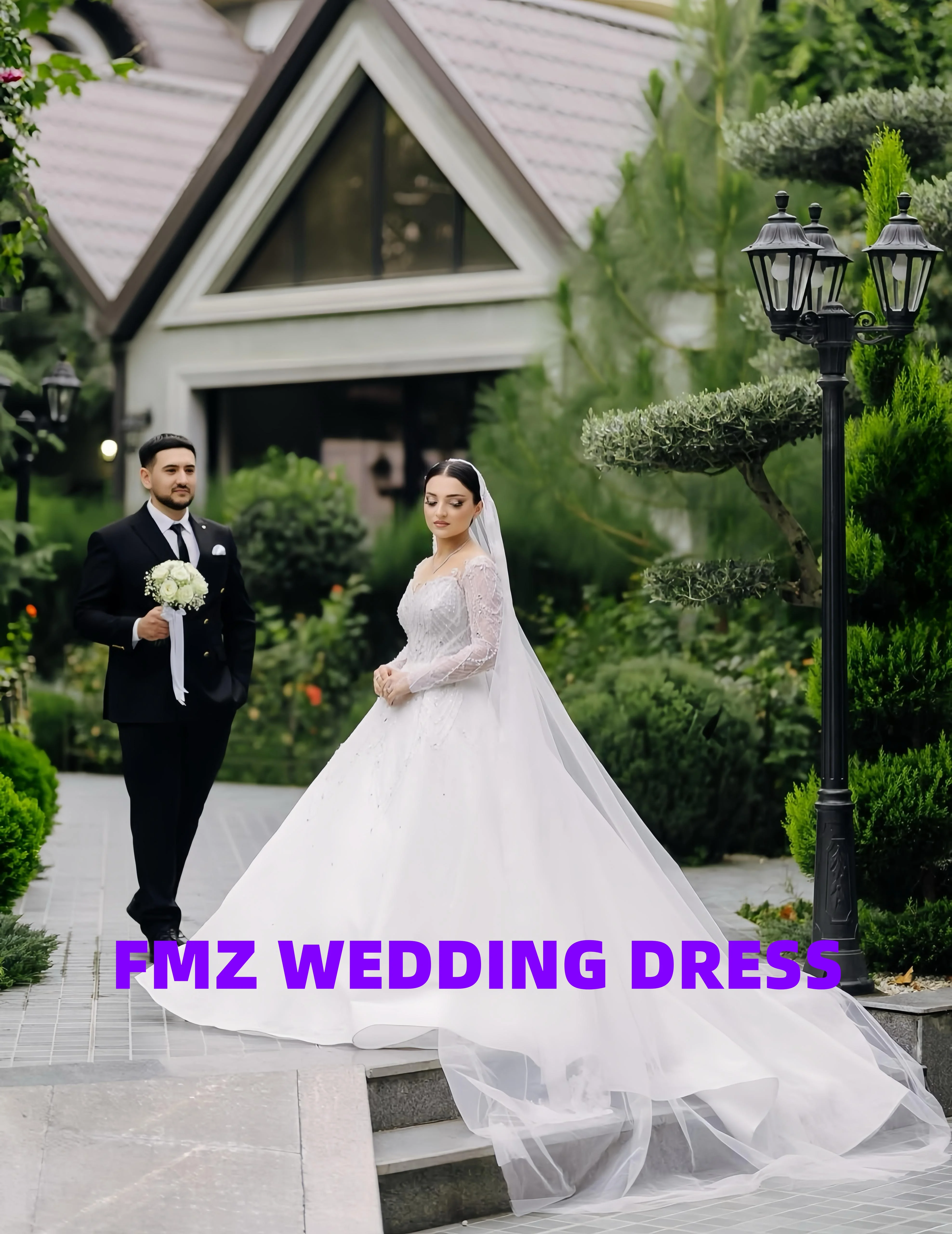 ชุดแต่งงานแบบบอลกาวน์แขนยาวไร้สายประดับลูกปัดสุดหรูแบบสั่งตัด แอมันดา โนเวียส เวสติโดส เด โนเวีย แอมันดา'ส โนเวียส