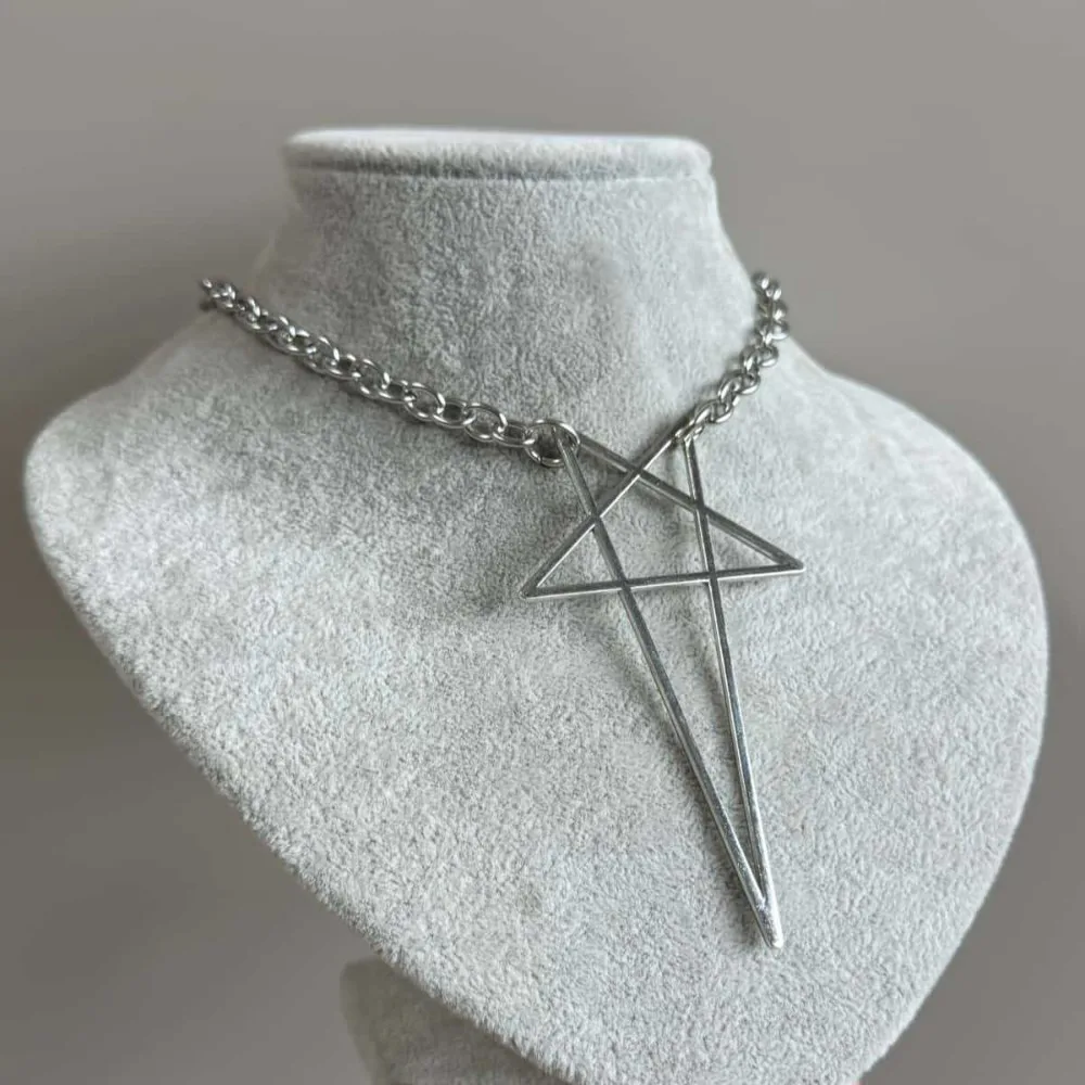 Goth Punk Silver Color Inverted Hollow Long Point Pentagram Pendant Thick Chain Choker Necklace for Men Women Halloween Jewelry