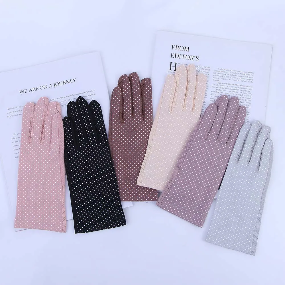 Women\'s Fashion New Summer Sunscreen Gloves Thin Touch Screen Gloves Sun Protection Driving Short Gloves Dot Women Gloves