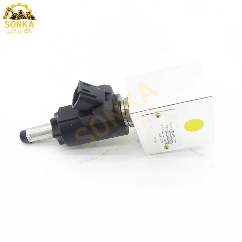 VOE14616529 14616529 24V Hydraulic Cooling Fan Solenoid Valve For Volvo Excavator EC340D EC380D EC380DHR