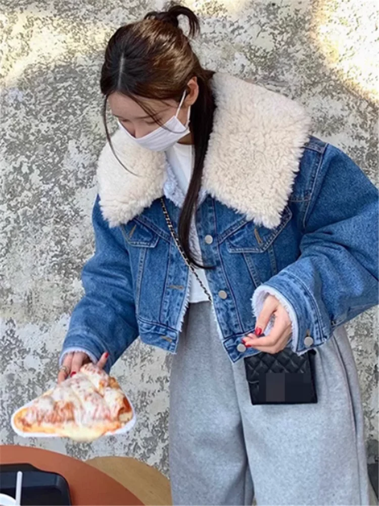 Large Lapel Imitation Lamb Wool Short Jacket Women Winter Fashion Thick Denim Patchwork Plush Coat Chic Warm Outwear Windbreaker