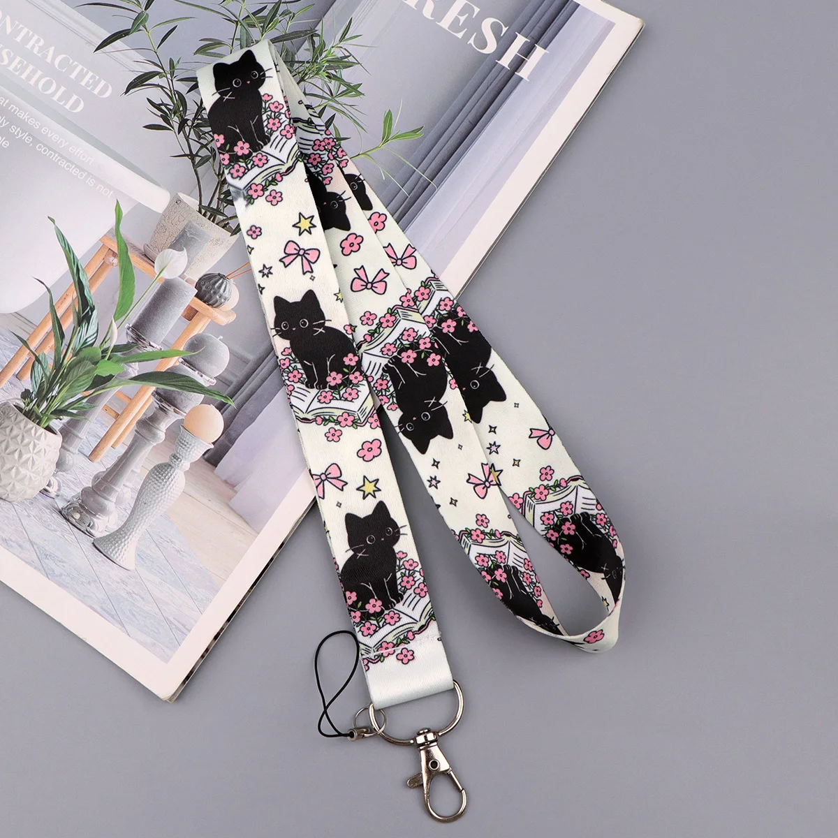 Pink White Daisy Strap Keychain Book Lover Lanyard For Cars Motorcycles Key Anti-Lost Rope Fahion Accessories Gift for Friend