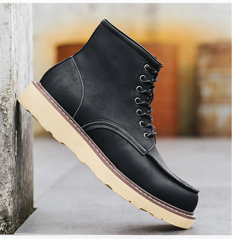 Handmade New Men Vintage British Ankle Boots Autumn Winter Outdoor Work Tooling Cow Leather Shoes 875 Motorcycle Boots