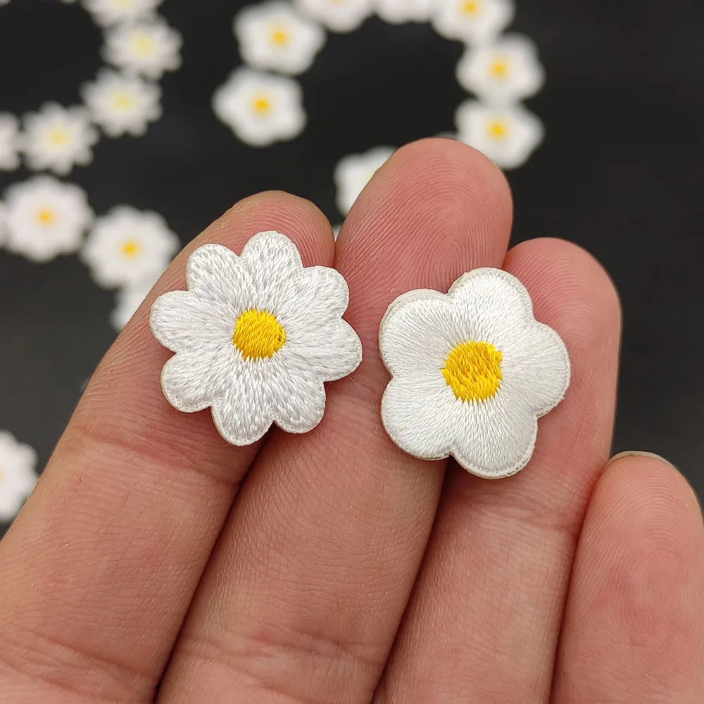 10 Pieces Of Daisy Embroidered Patch Flower Parches Para Pegar Con Parche Ropa Termoadhesivo Iron On Patches Set Apliques