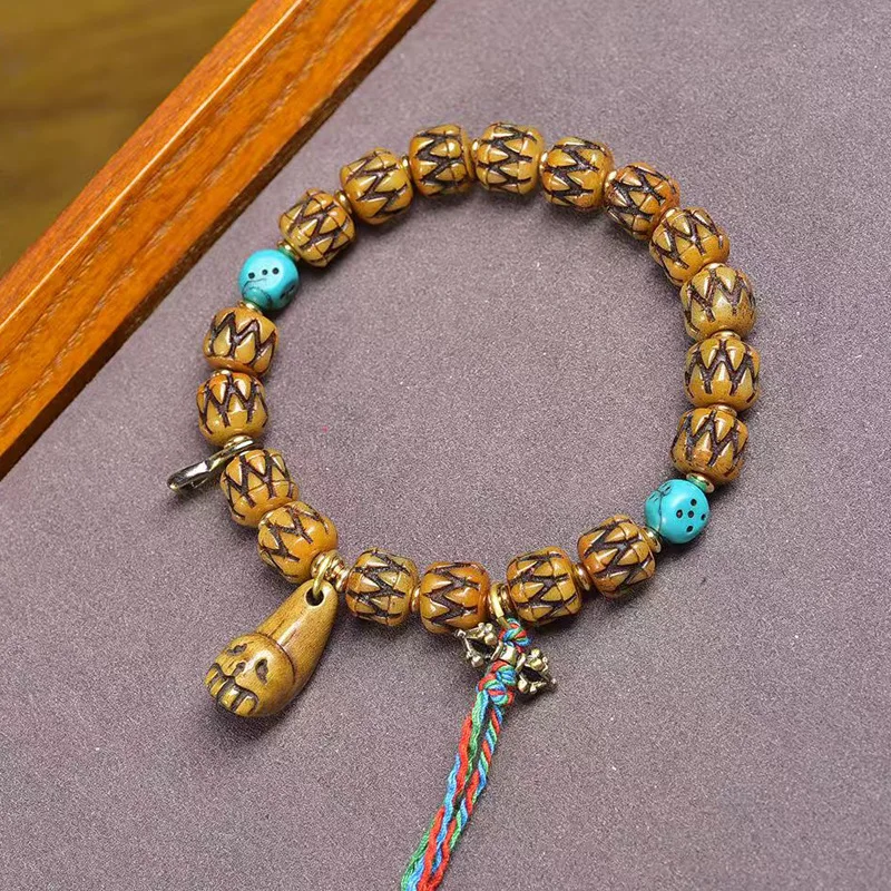 

Tibetan-Style Bone Carving with Swallowing Motif Single-Circle Turquoise Copper Clasp Buddhist Bead Bracelet