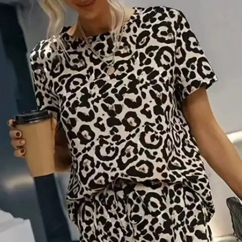 2024 New Fashion Sets For Women 2 Pieces O Neck Leopard Print Short Sleeve Casual Summer Tops  70