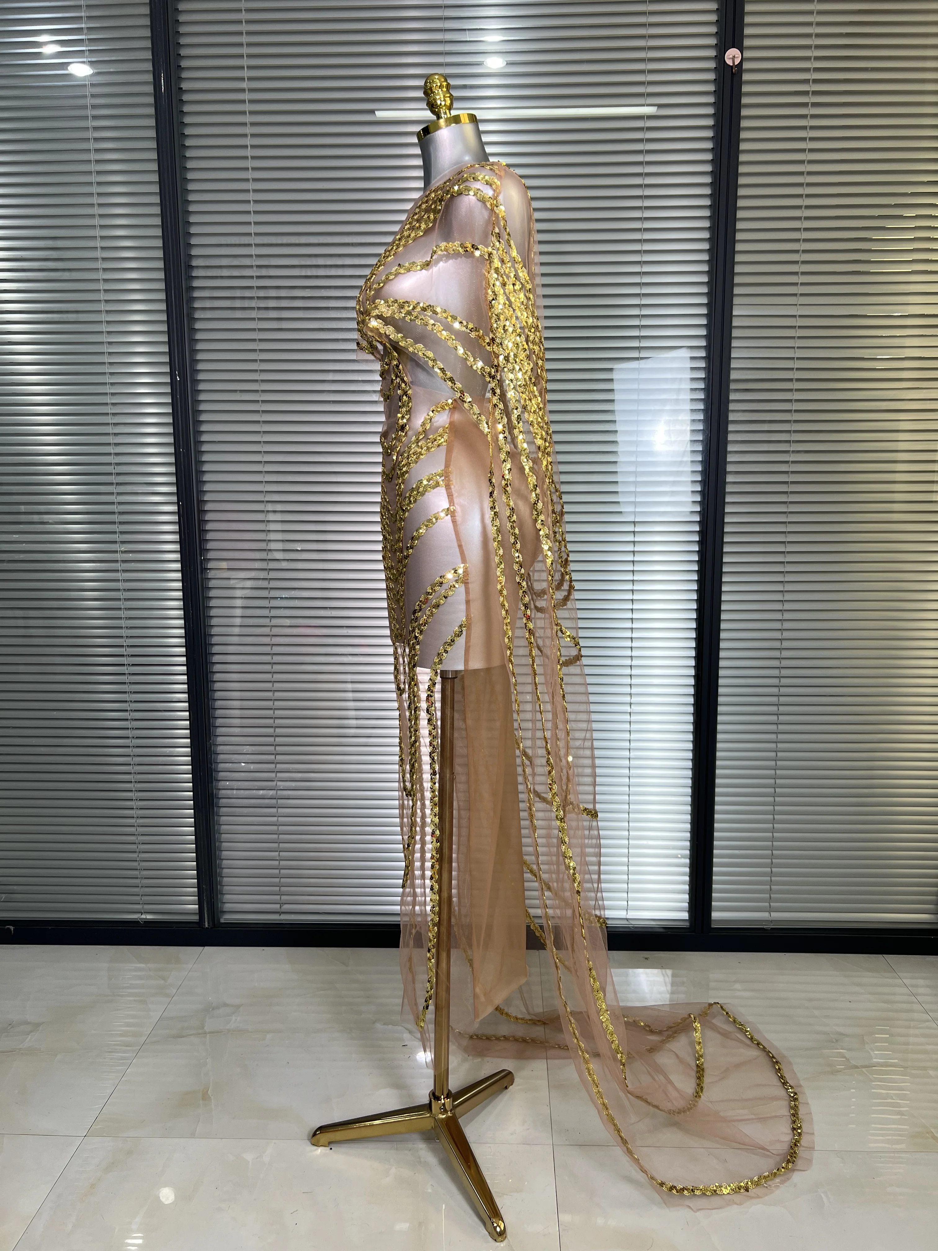 Nuevo vestido Maxi dorado de lentejuelas transparentes de malla sexi para mujer, vestido transparente para fiesta, disfraz de escenario actuación