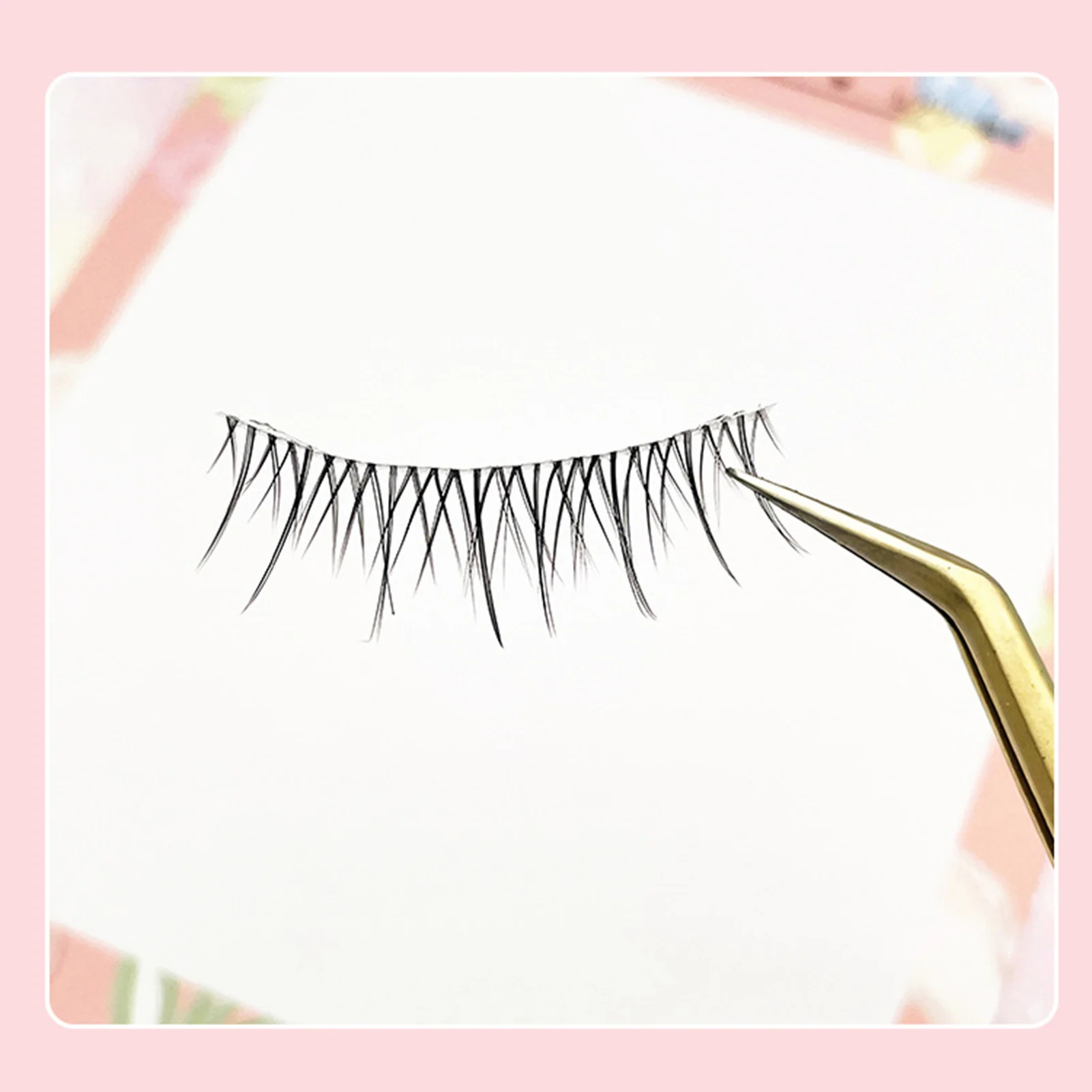 Realistic Curl False Eyelashes Well Bedded Lengthening Wisps Lashes for Women and Young Girls