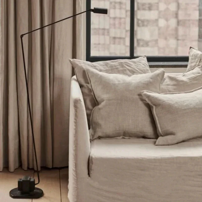 Modern Light Luxury Long Arm Floor Lamp LED Industrial Wind Sand Hair Edge Adjustable Vertical Lamp Study Minimalist Floor Lamp