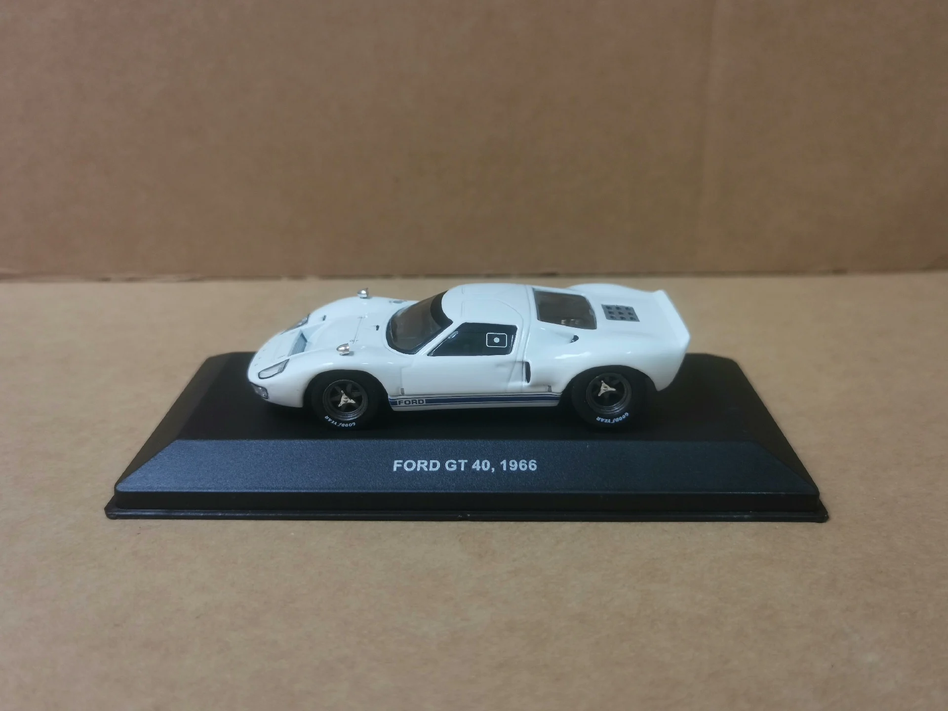 Modèle de voiture en alliage moulé sous pression SOLIDO, échelle 1:43, FORD GT40 1966, Ford, jouet de collection, cadeau, affichage Souvenir, ornement