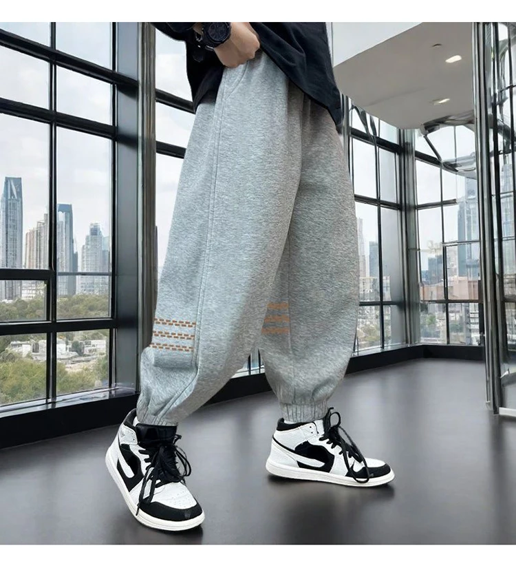 Koreanische Kinder-Frühlingssport-Hose für Jungen Neue Mode High-Street Casual Hosen für Teenager Kinder Sportliche Jogginghose 5 7 9 11 13 14 Jahre – Detail 4