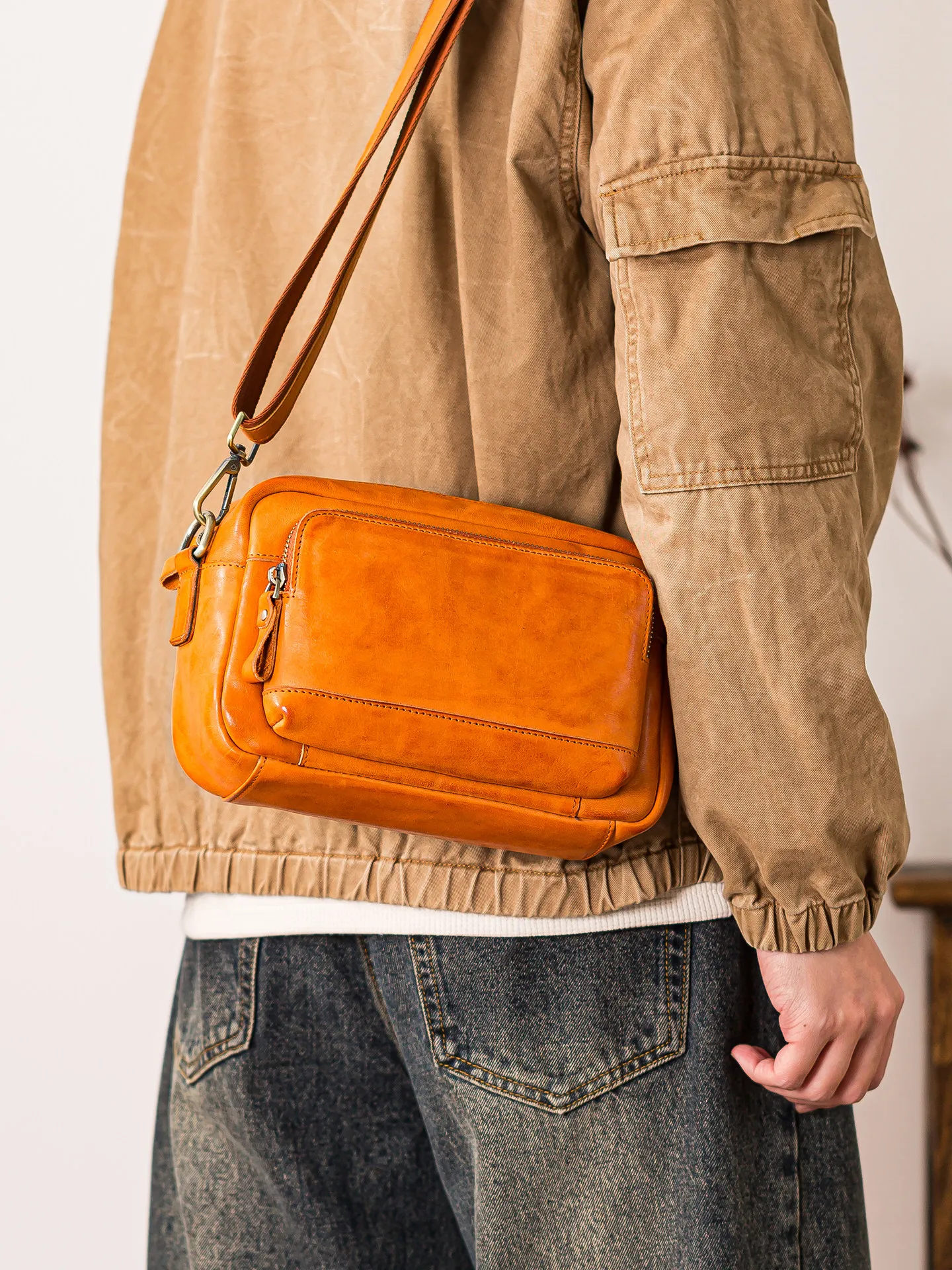 Simple vintage handmade vegetable tanned cowhide men's shoulder bag outdoor travel luxury genuine leather teens crossbody bag