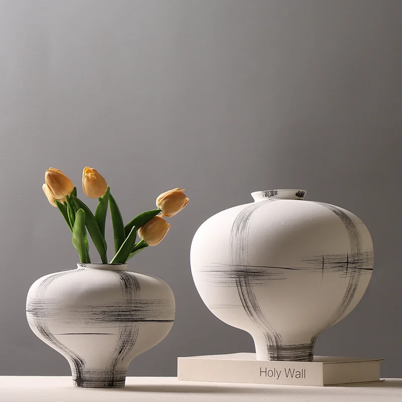 

Современная простая ручная роспись чернильная кисть, украшение, ваза для гостиной, креативная цветочная композиция, модель комнаты, мягкое украшение