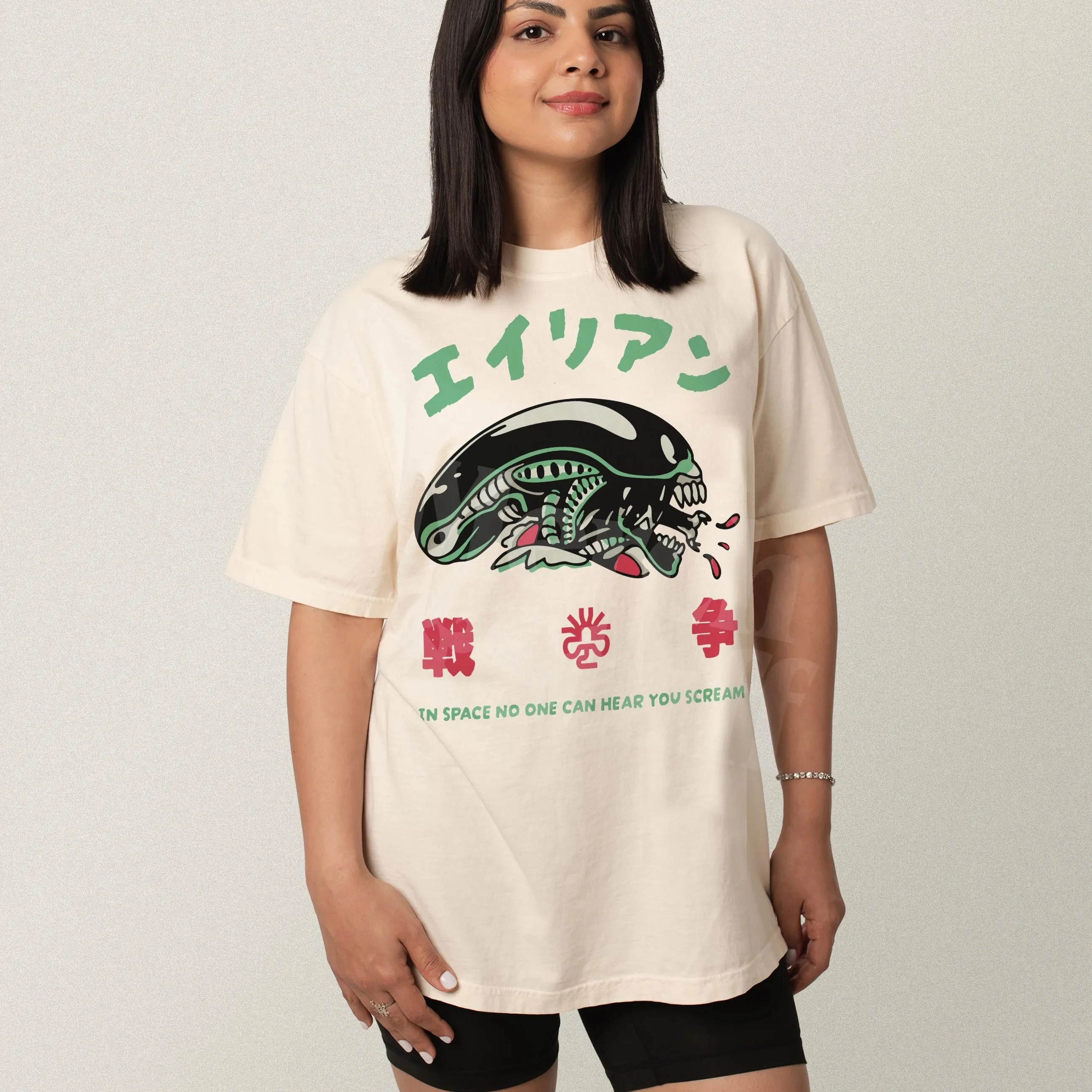 Japanese Irregular-patterned T-shirt, A Retro Irregular-shaped Face Bug Sci-fi Movie T-shirt Suitable for Both Men and Women