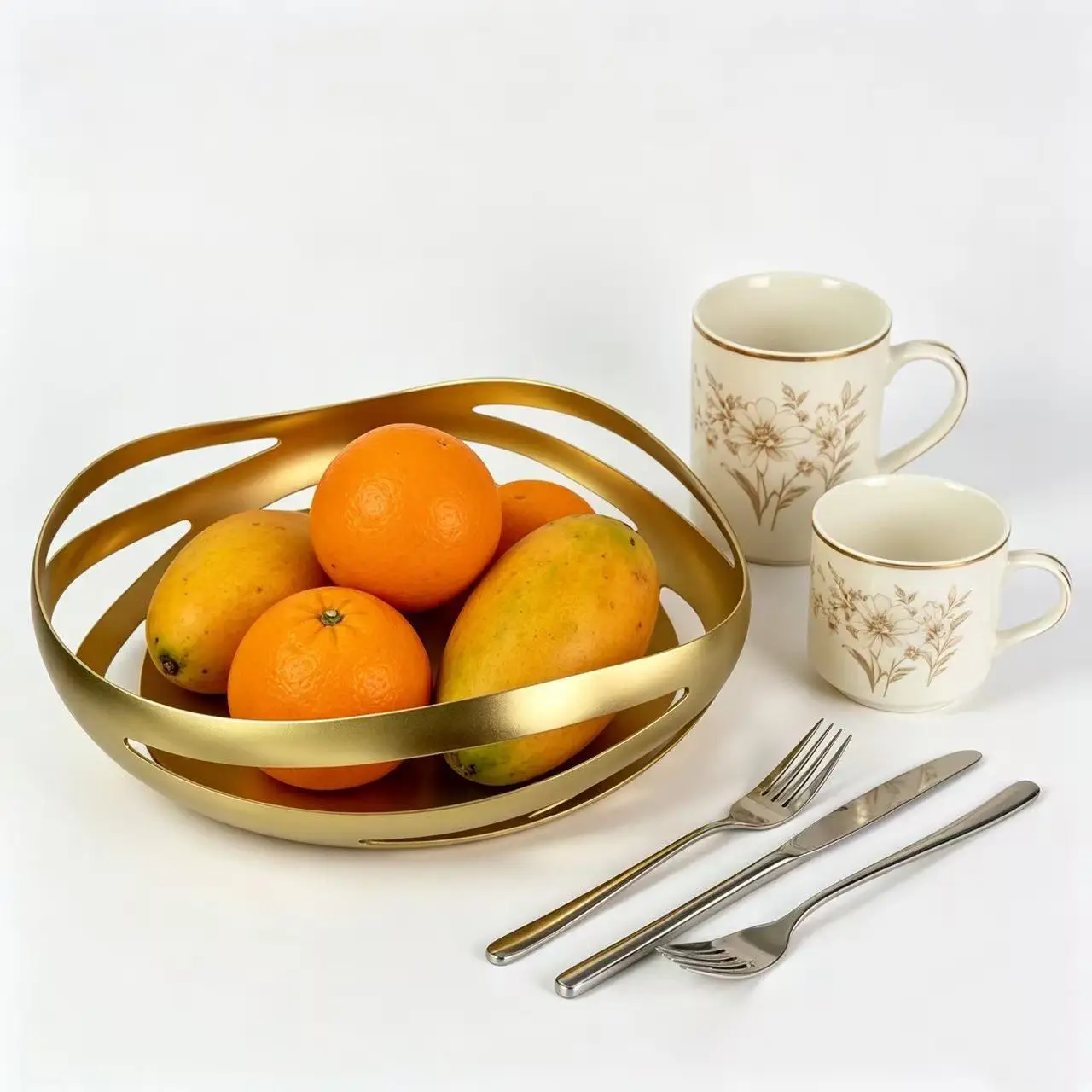 Gold hollow fruit basket, Nordic light luxury bread basket