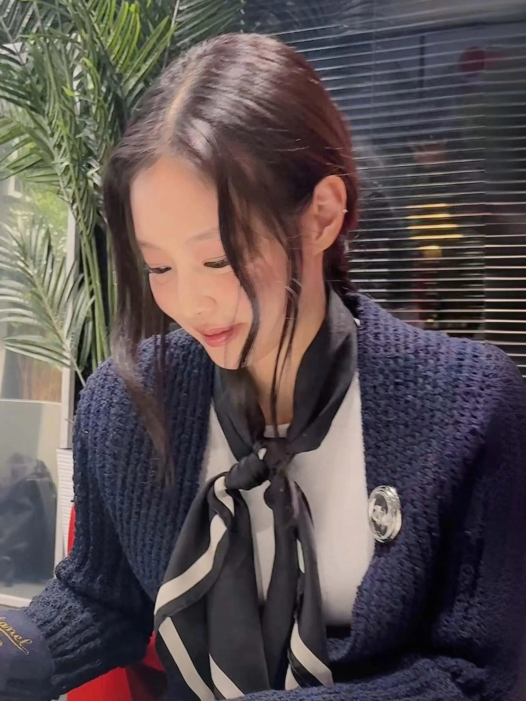 Bufanda de seda clásica a rayas neas Multicolor favorito de las celebridades nuevo estilo bufanda cuadrada ande accesorio...