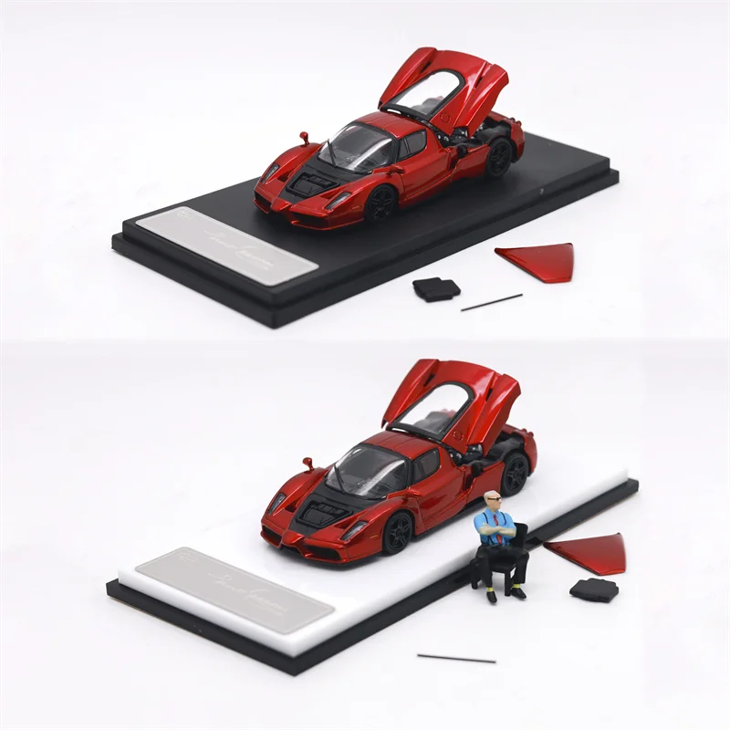 

Модель King 1:64 Enzo Metallic Red Обычные/роскошные литые модели автомобилей