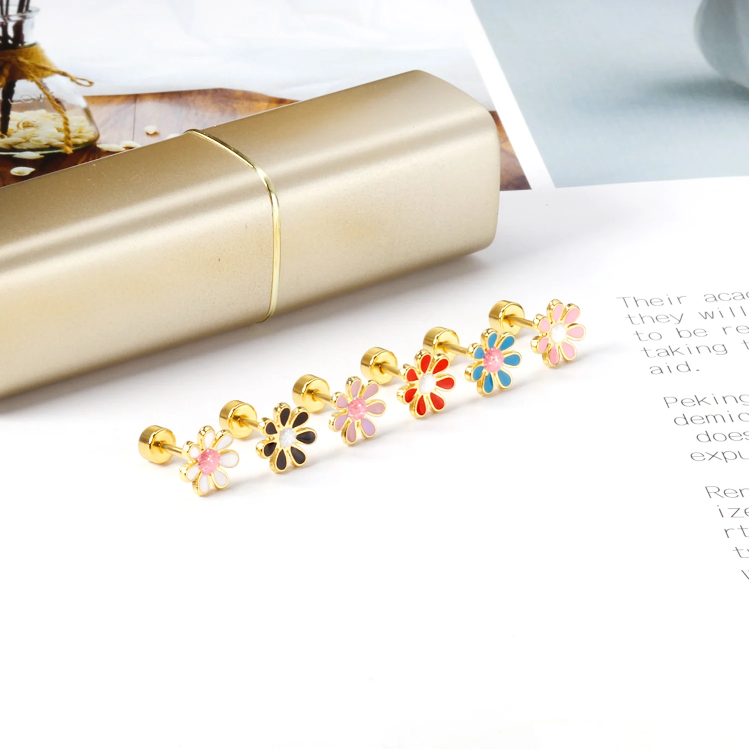 12Pair/Box Flower Daisy Stainless Steel Stud Earrings With Glitter Trendy Cute Hypoallergenic Casual Earrings Jewelry Gift 2024