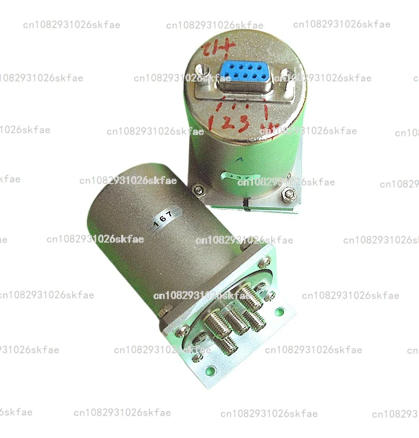 

12V DC-18GHz RF SMA one-divided-four RF coaxial switch