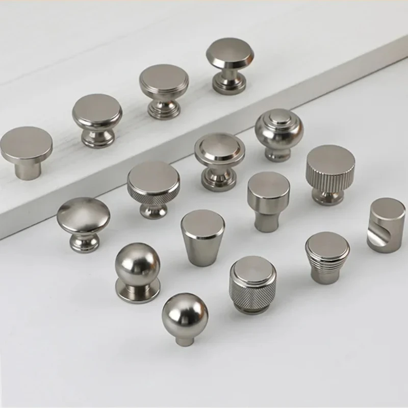 Heimdekoration, silberfarbener Aluminium-Einlochgriff, moderner Kleiderschrank, Schublade, runder Knopf, Küchenschrank, Möbel, kleiner Türgriff