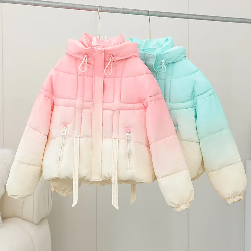

Women's Winter Cropped Puffer Jacket with Hood Waterproof Short Warm Quilted Jacket Puffy Bubble Coat Outerwear
