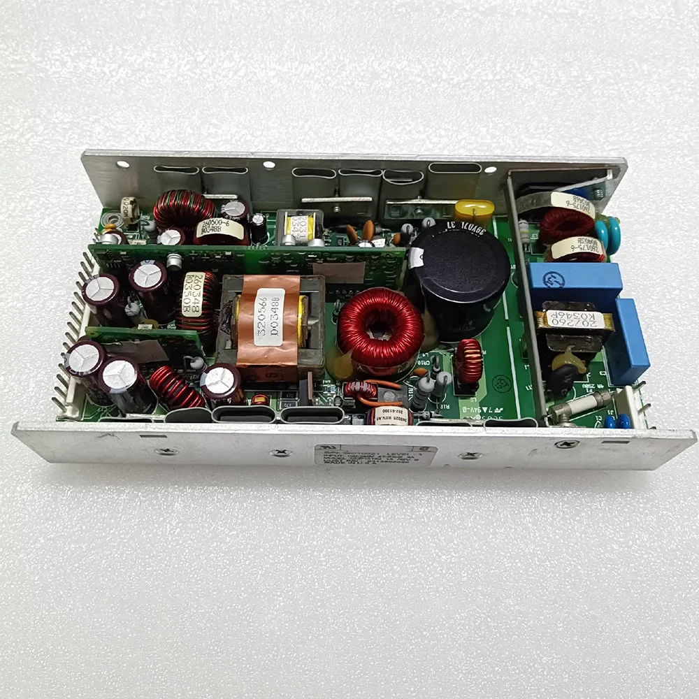 Fuente de alimentación industrial CCP151S4