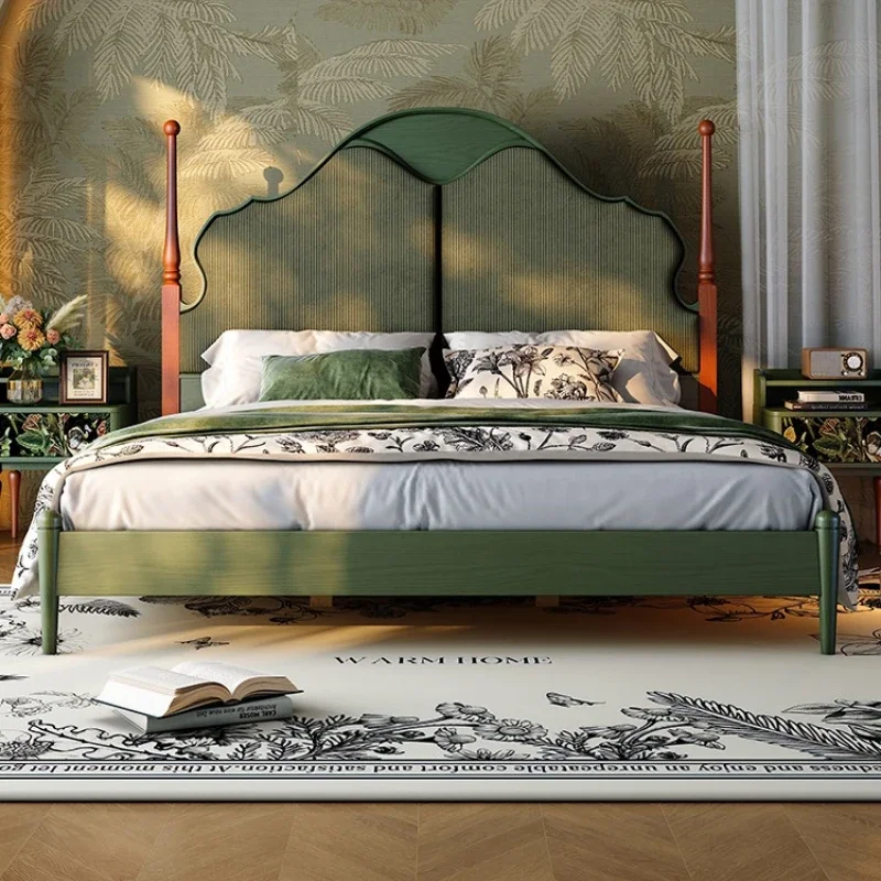 French retro style solid wood bed, high-end retro American corduroy, soft 1.8 meters double bed, master bedroom bed