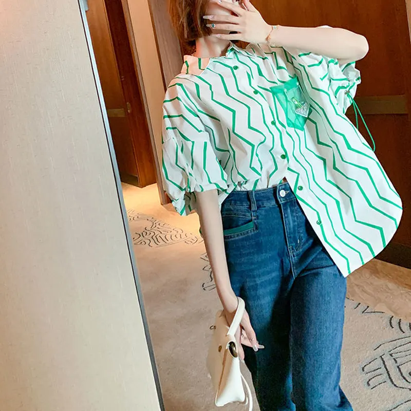 Women\'s Clothing Wave Cut Printed Shirt Commute Loose Summer Fashion Single-breasted Korean Short Sleeve Pockets Spliced Blouse