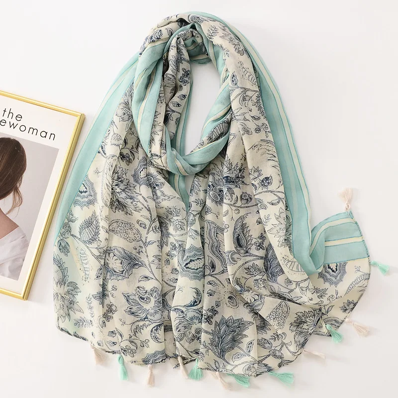 

Women Fashion Lightweight Neckerchief Floral Butterfly Print Soft Scarves Head Wrap Shawls For Summer Bohemian Scarf Bandana