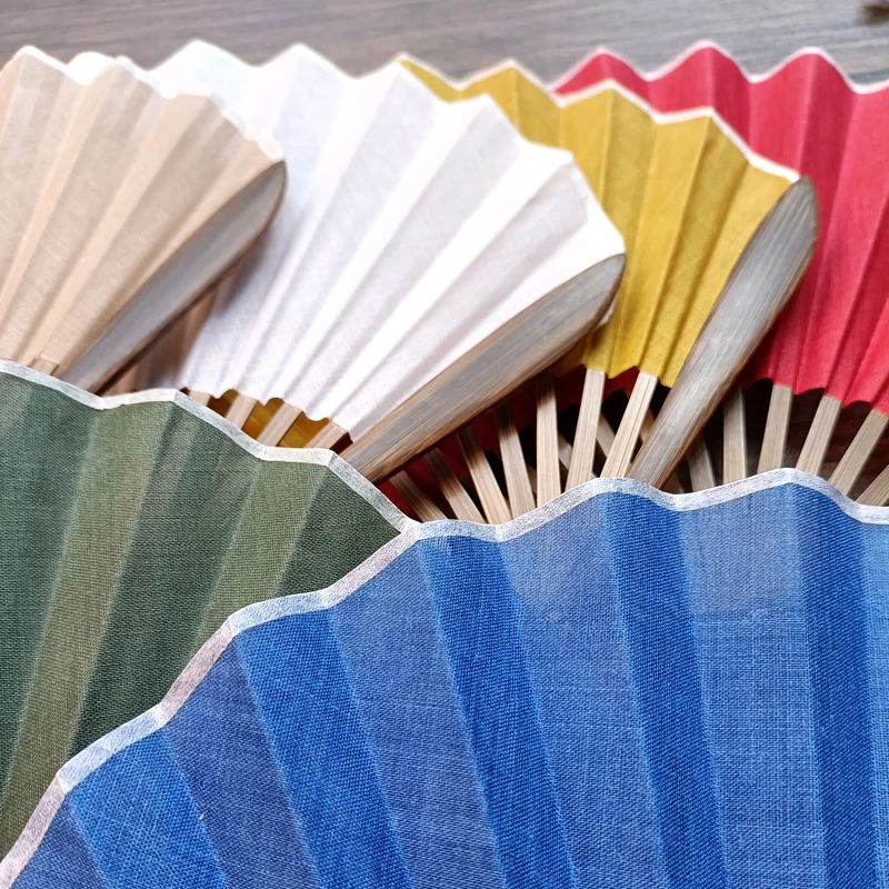 Japanese Style Retro Shell Shaped Fan Elegent Cotton Linen Folding Fans Women Wedding Hand Fans Ancient Cheongsam Hanfu Decor