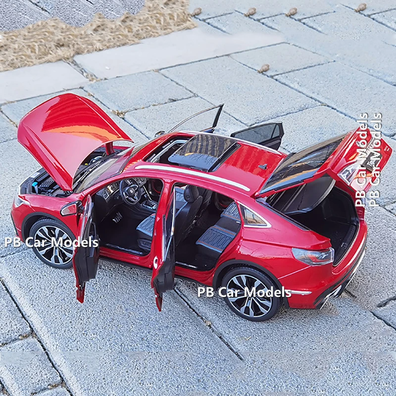 2021 1:18 new Tiguan X hatchback SUV alloy model car model