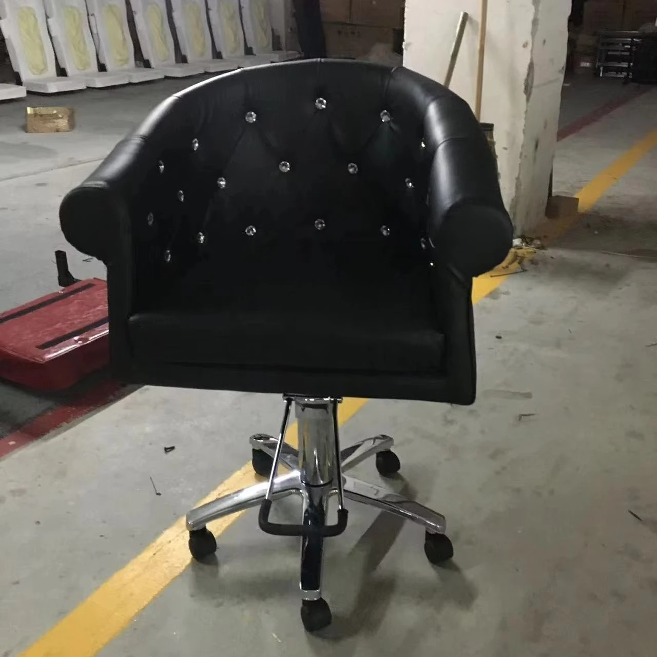 High quality comfortable barber shop manicure customer waiting chair