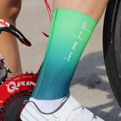 Mcycle Aero Sport Socks Seamless Anti-Slip Bicycle Bike Splicing Socks Gradient Color Riding Cycling Aero Socks