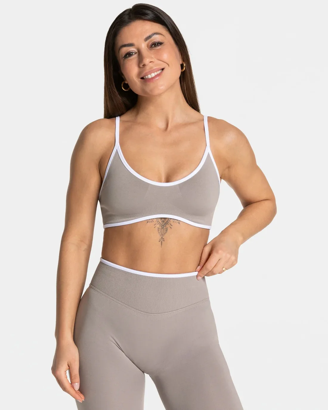 Nahtloser Damen-Sport-BH mit Farbblockdesign, Outdoor-Fitness-Kurztop, sexy rückenfreier Strick-BH mit Brustpolster und Trägern für den Sommer – Detail 19