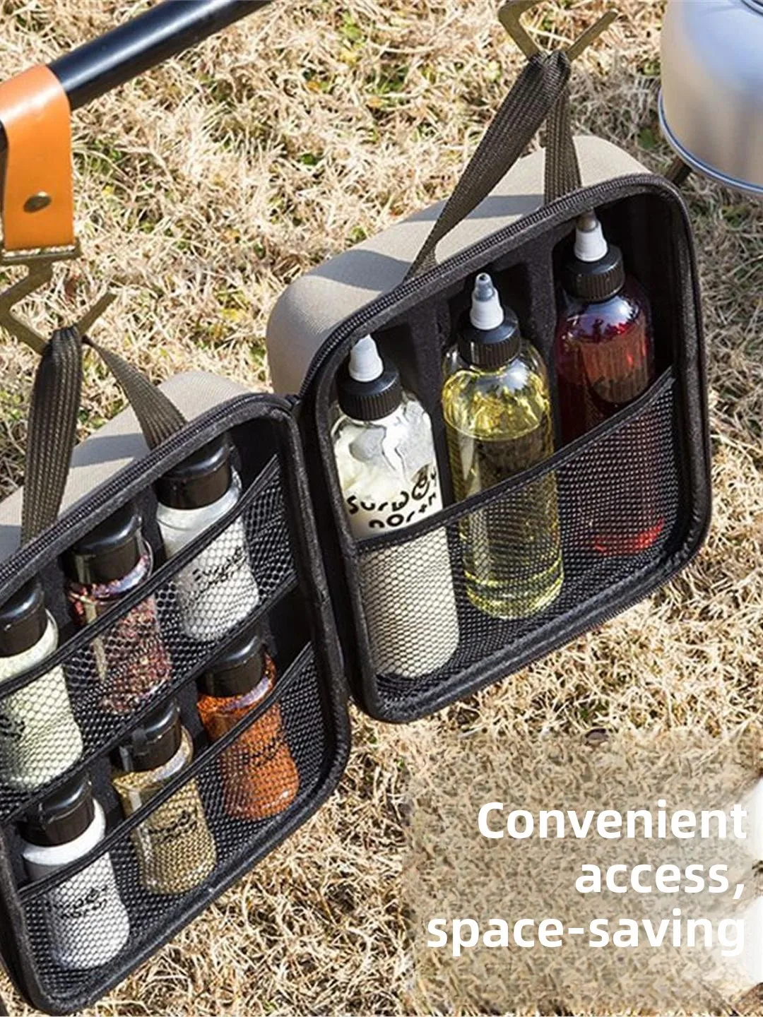 

Outdoor Cam Barbecue Multi-Function Seasoning Bottle Set Portable Storage Bag Convenient for Picnic And Hiking