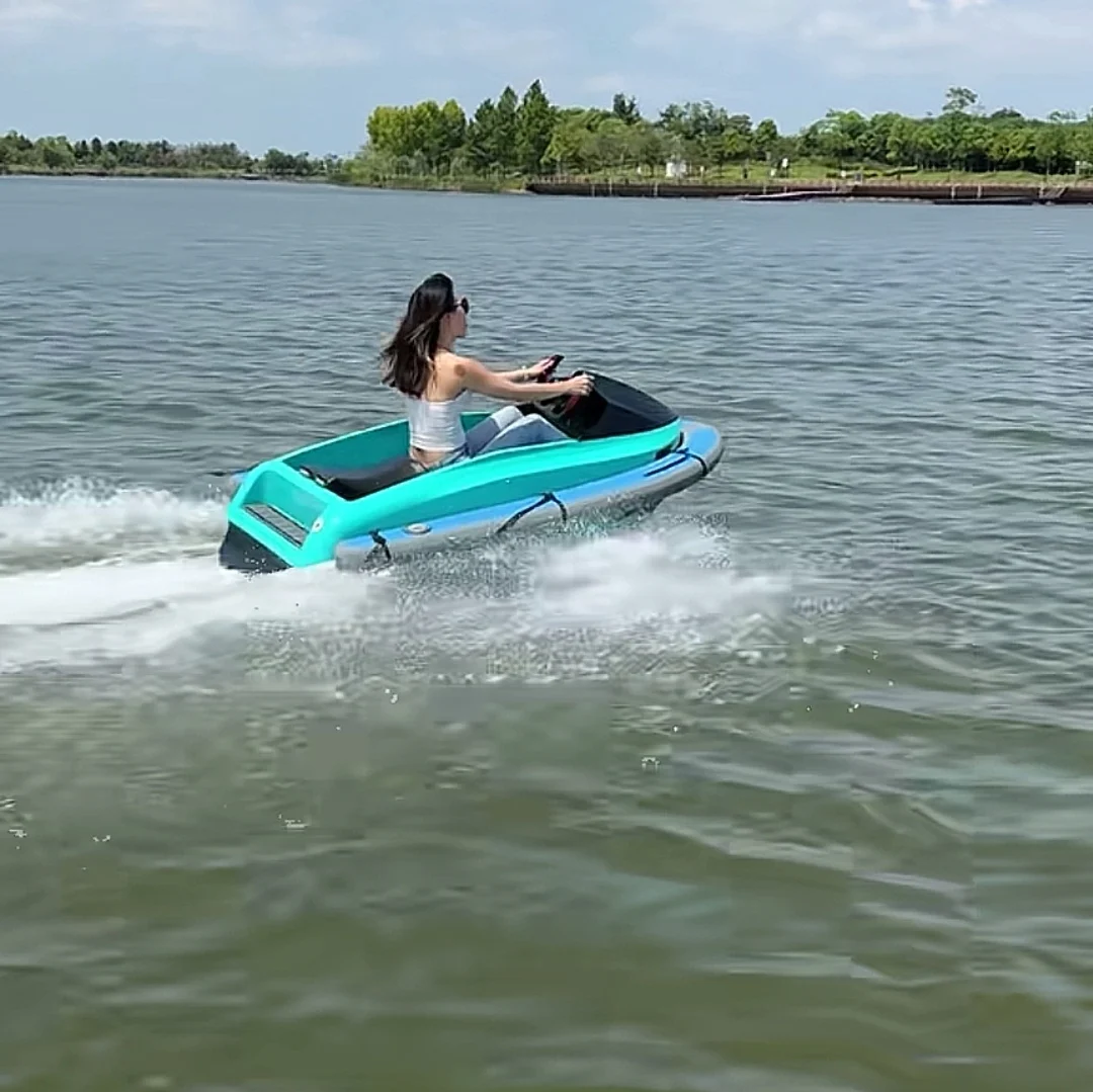 Mini High Speed Yacht Jet Boat, Industrial Power Component Compact Structure For Outdoor Leisure Water Recreation view 6