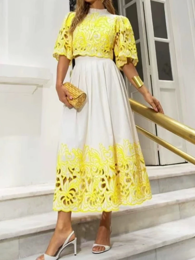 

Heavy embroidery hollow short top 2025 spring and summer new two-piece suit+high waist A-shaped long skirt women's suit