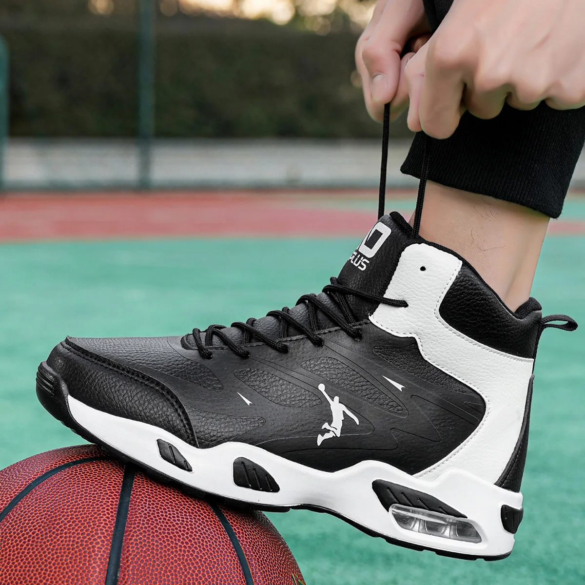 Thumbnail 4 - #13 Discounted Basketball Shoes Worth Buying