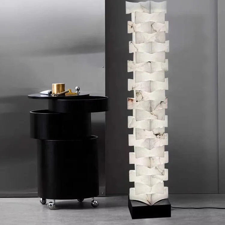 

The Living Room of the Nordic Creative Designer's Villa Features a Spanish Natural Marble Floor Lamp